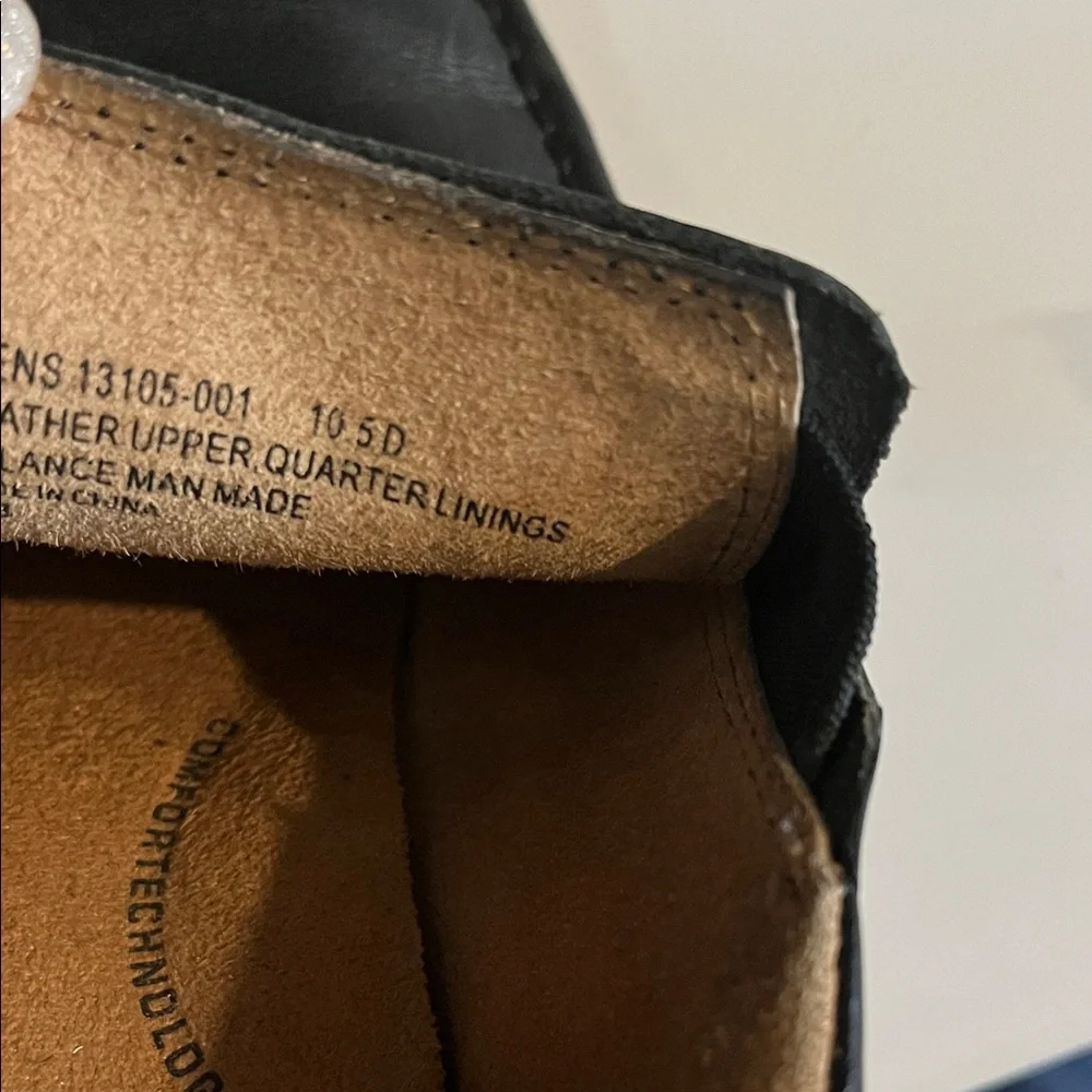 Florsheim Men's Black Slip-On Loafers Size 10.5 Design‎ for comfort. Like New.